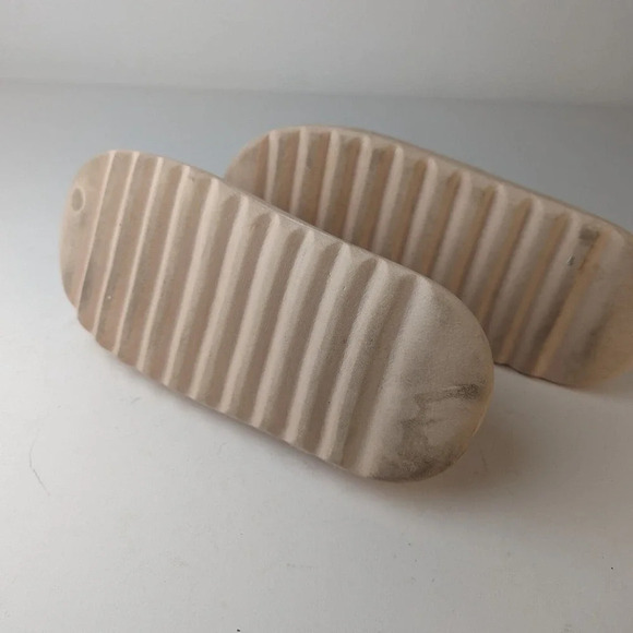 Slip On Slides - 10 - Picture 7 of 8